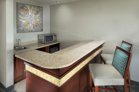 DoubleTree by Hilton Asheville Biltmore - Image 9