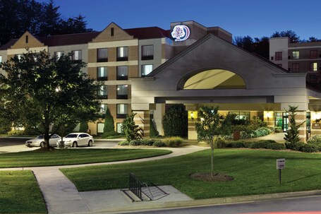 DoubleTree by Hilton Asheville Biltmore - Image 16