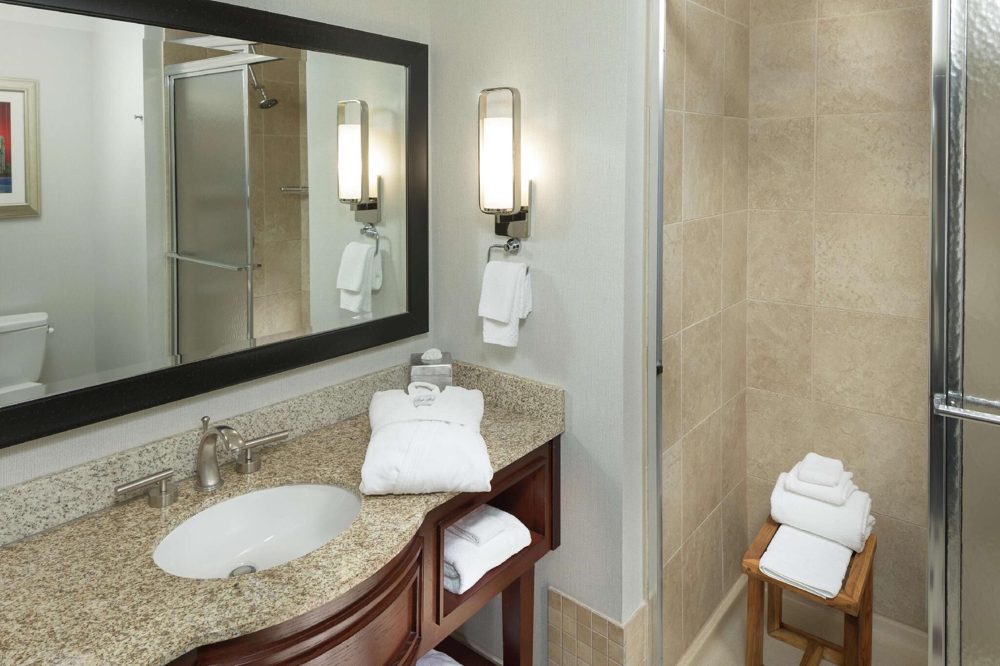 Bathroom | Free toiletries, hair dryer, towels