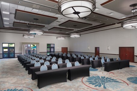 DoubleTree by Hilton Asheville Biltmore - Image 57