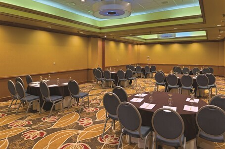 DoubleTree by Hilton Asheville Biltmore - Image 37