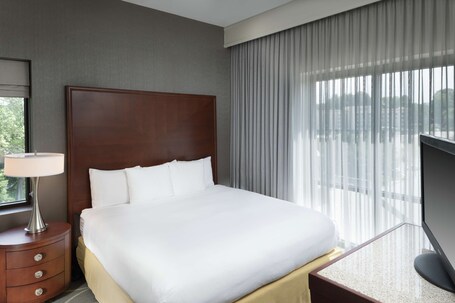 DoubleTree by Hilton Asheville Biltmore - Image 75