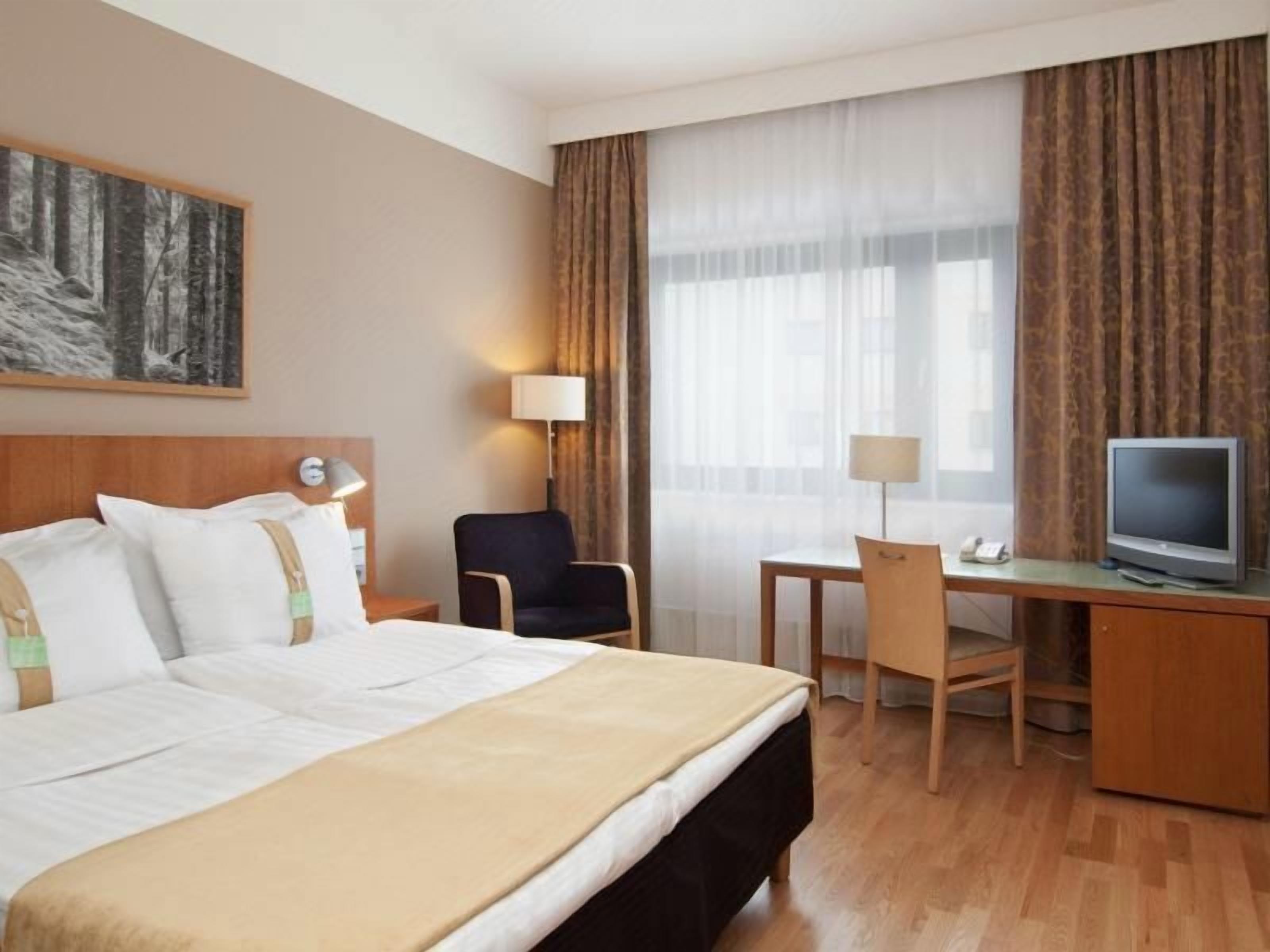 In-room safe, blackout drapes, soundproofing, iron/ironing board