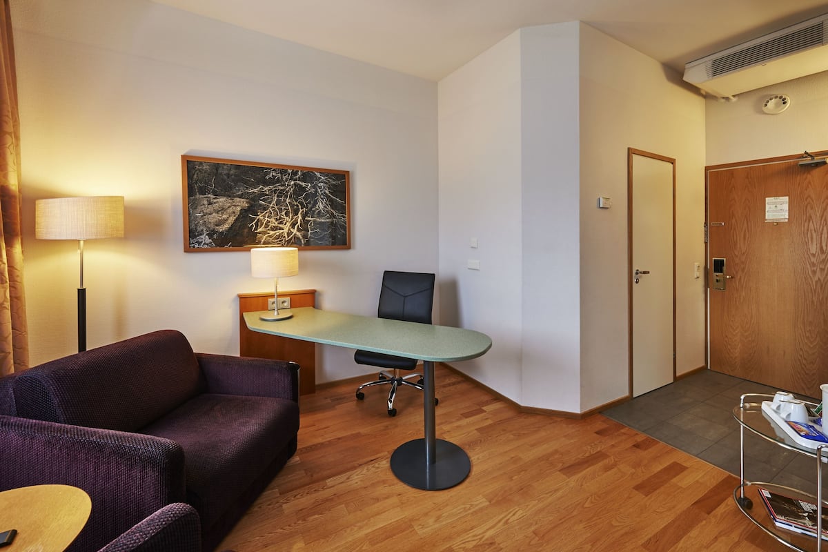 in-room safe, desk, blackout curtains, soundproofing