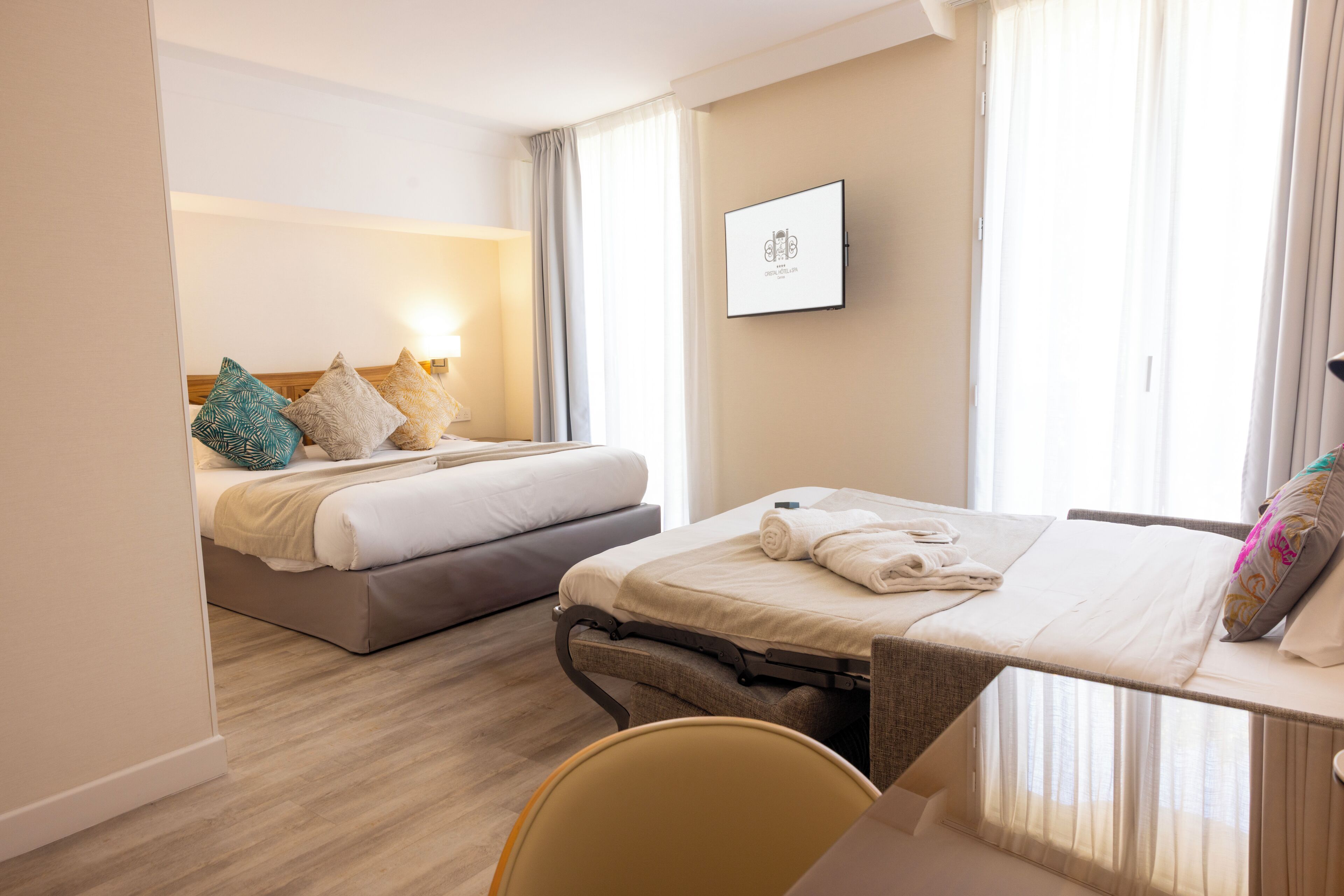 Premium bedding, minibar, in-room safe, desk