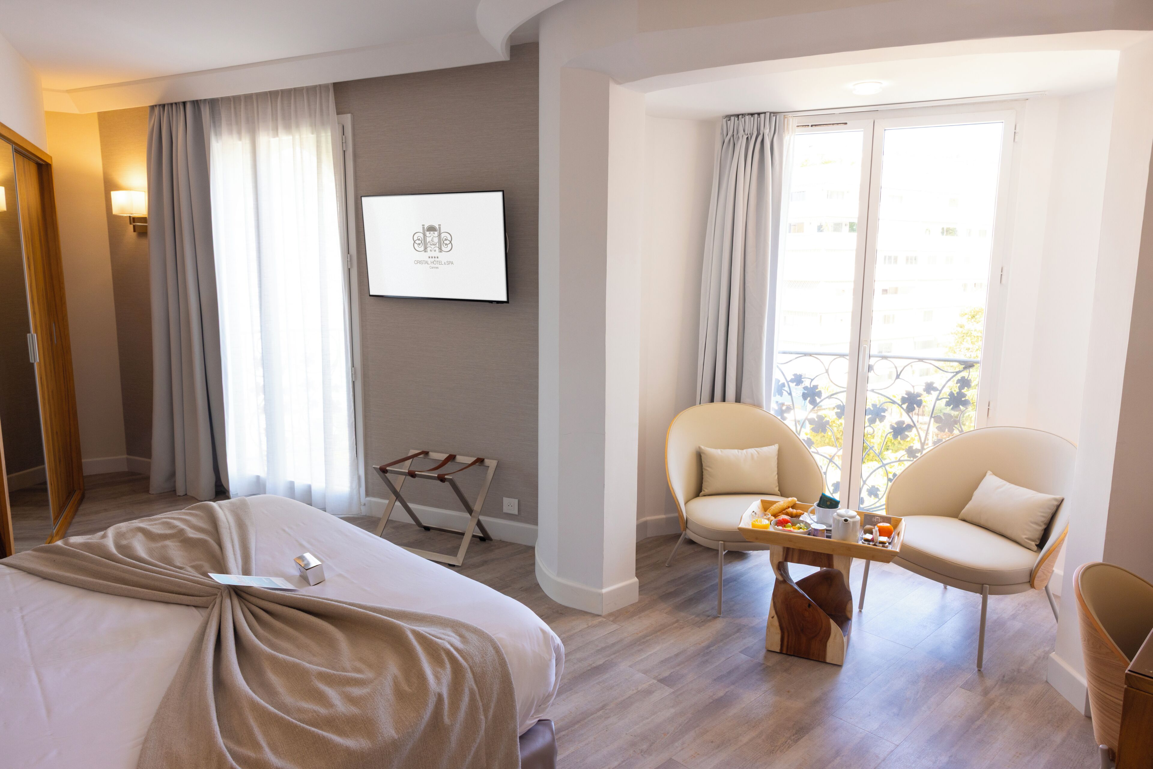Chambre Supérieure Balcon  (accès spa inclus) | Literie de qualité supérieure, minibar, coffres-forts dans les chambres