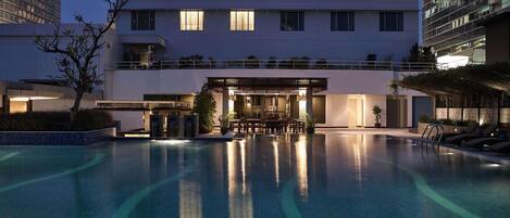 Alberca al aire libre