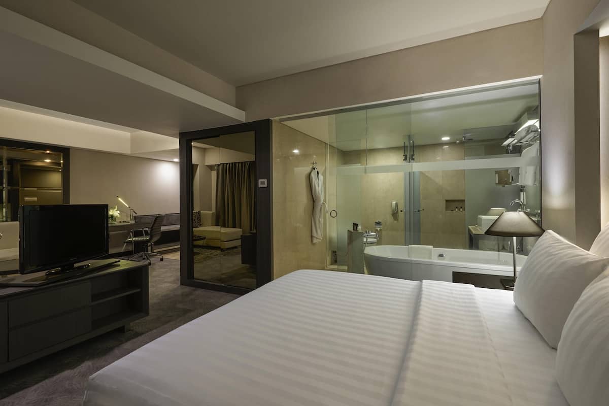 Ropa de cama de alta calidad y minibar