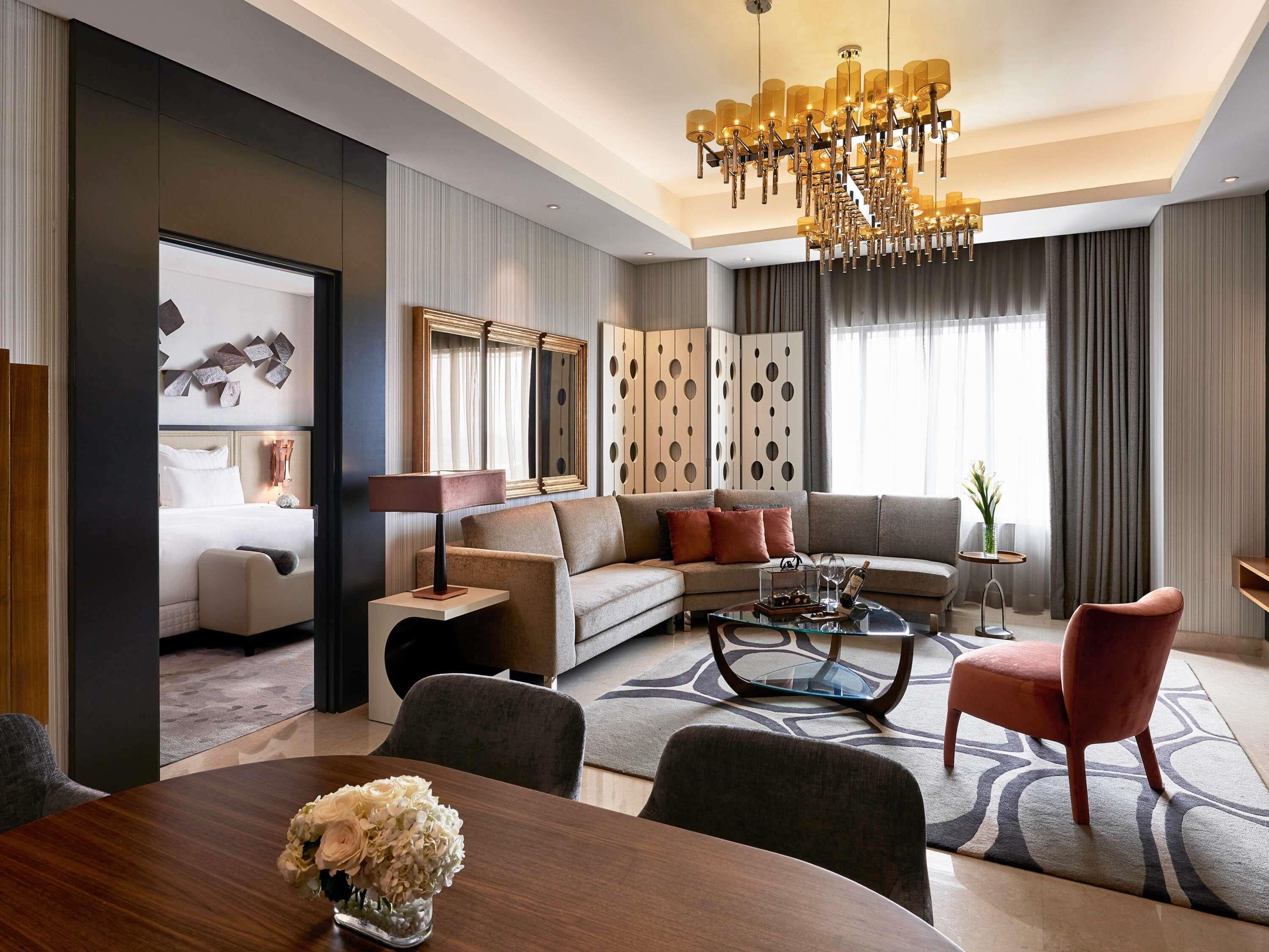 Suite, Beberapa Tempat Tidur, Akses Club Lounge (Accent) | Seprai premium, minibar, brankas, dan didekorasi berbeda-beda
