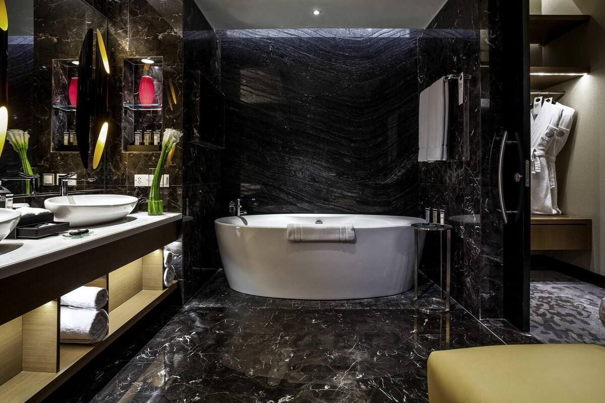 Suite, Multiple Beds, Club Lounge Access (Accent) | Premium bedding, minibar, in-room safe, desk