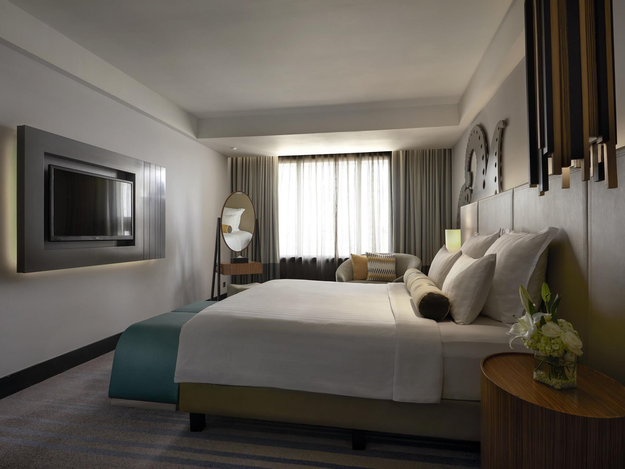 Ropa de cama de alta calidad y minibar 