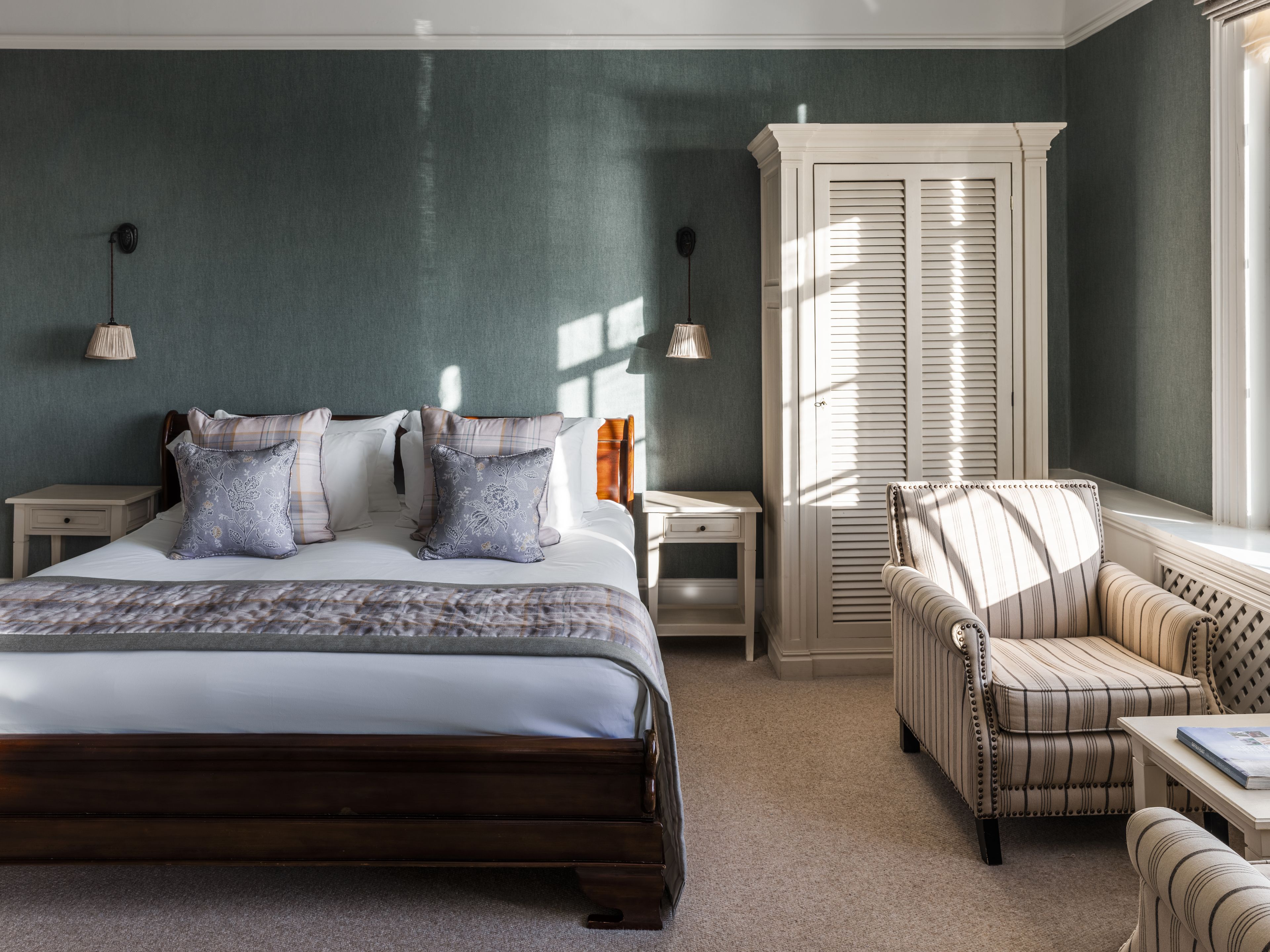 in-room safe, desk, iron/ironing board, free wifi