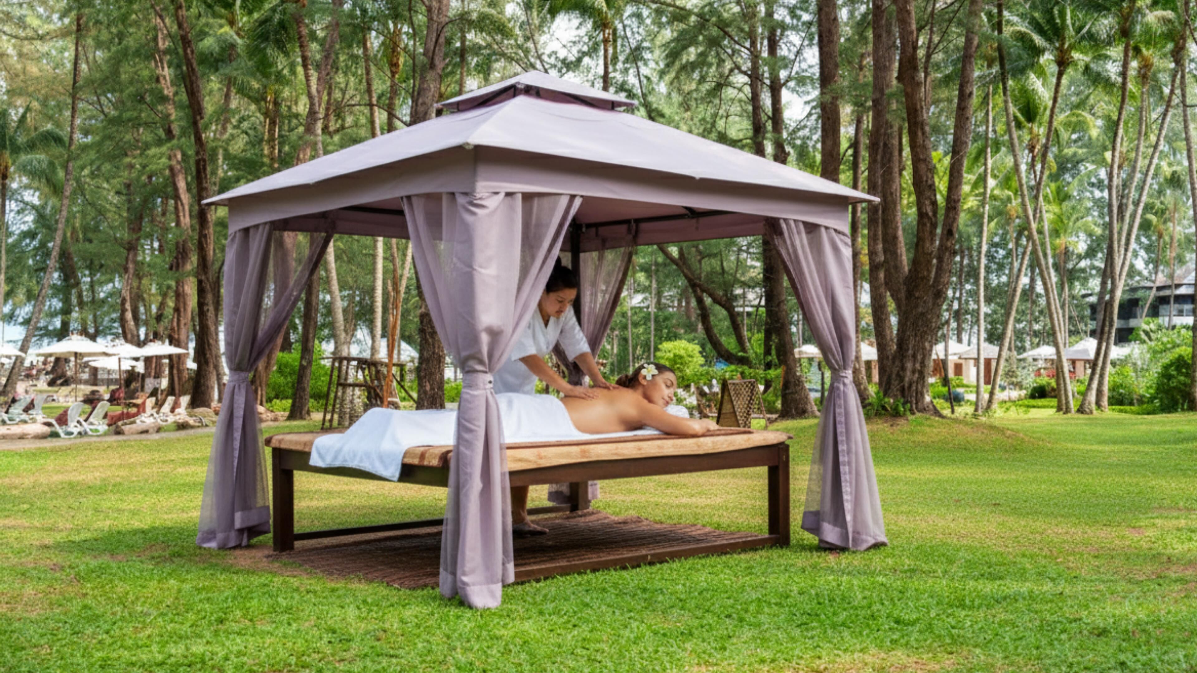 Ropa de cama de alta calidad y minibar 