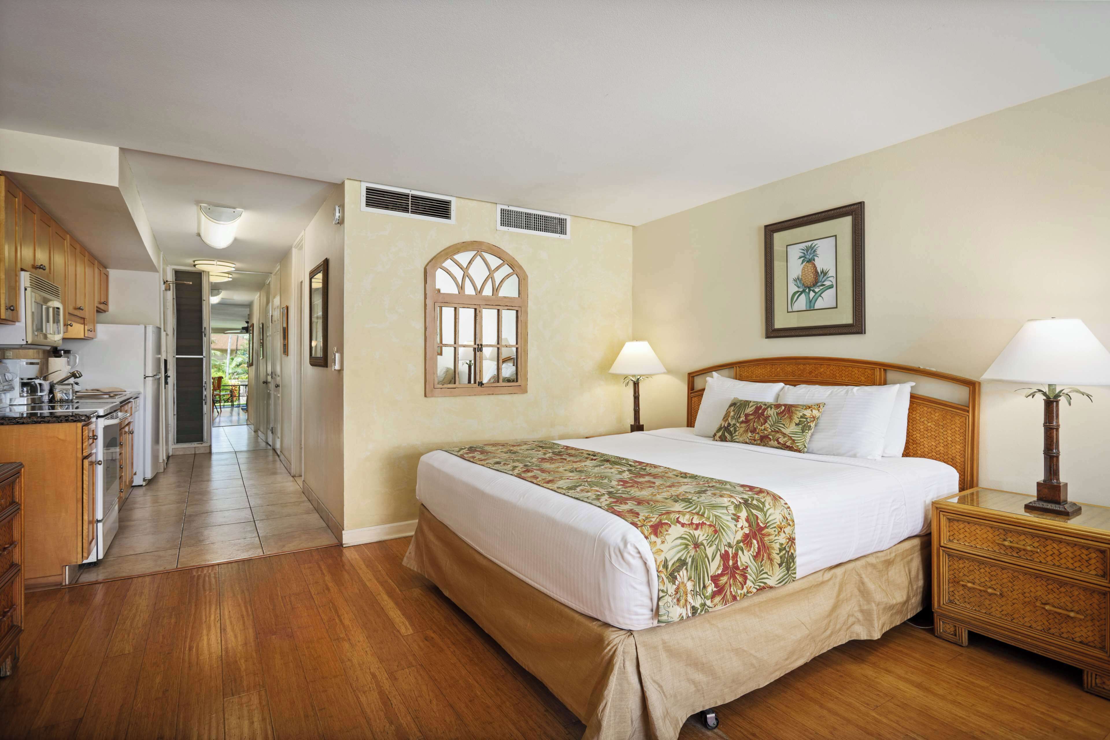 Studio, Garden View | Egyptian cotton sheets, premium bedding, pillow-top beds, in-room safe
