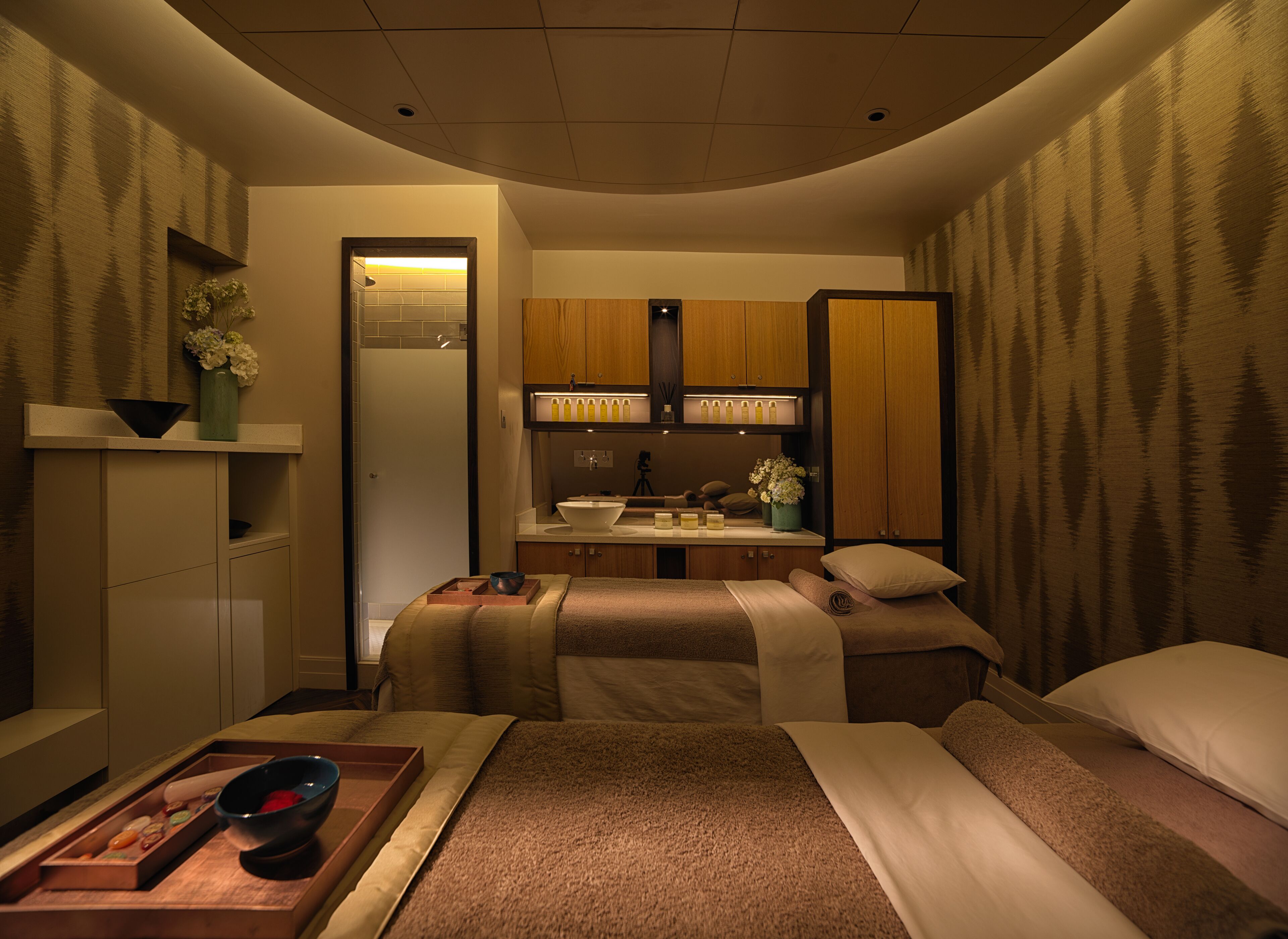 couples treatment room(s), body treatments, hydrotherapy, aromatherapy