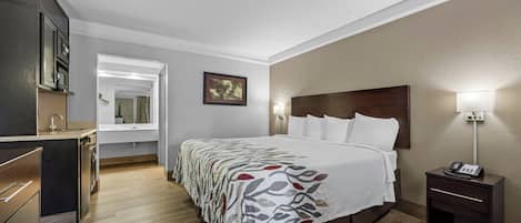Superior Room, 1 King Bed, Non Smoking | Iron/ironing board, cribs (free), WiFi (free), alarm clocks