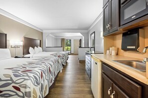 Suite, 2 Queen Beds, Non Smoking - Red Roof Inn & Suites Clinton, TN (Clinton)