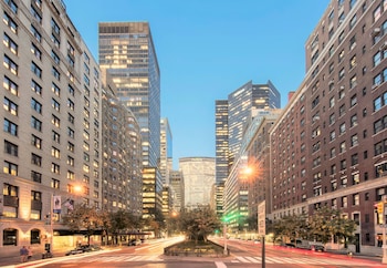 Hotel exterior and entrance at 70 Park Avenue