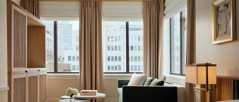 Egyptian cotton sheets, premium bedding, minibar, in-room safe