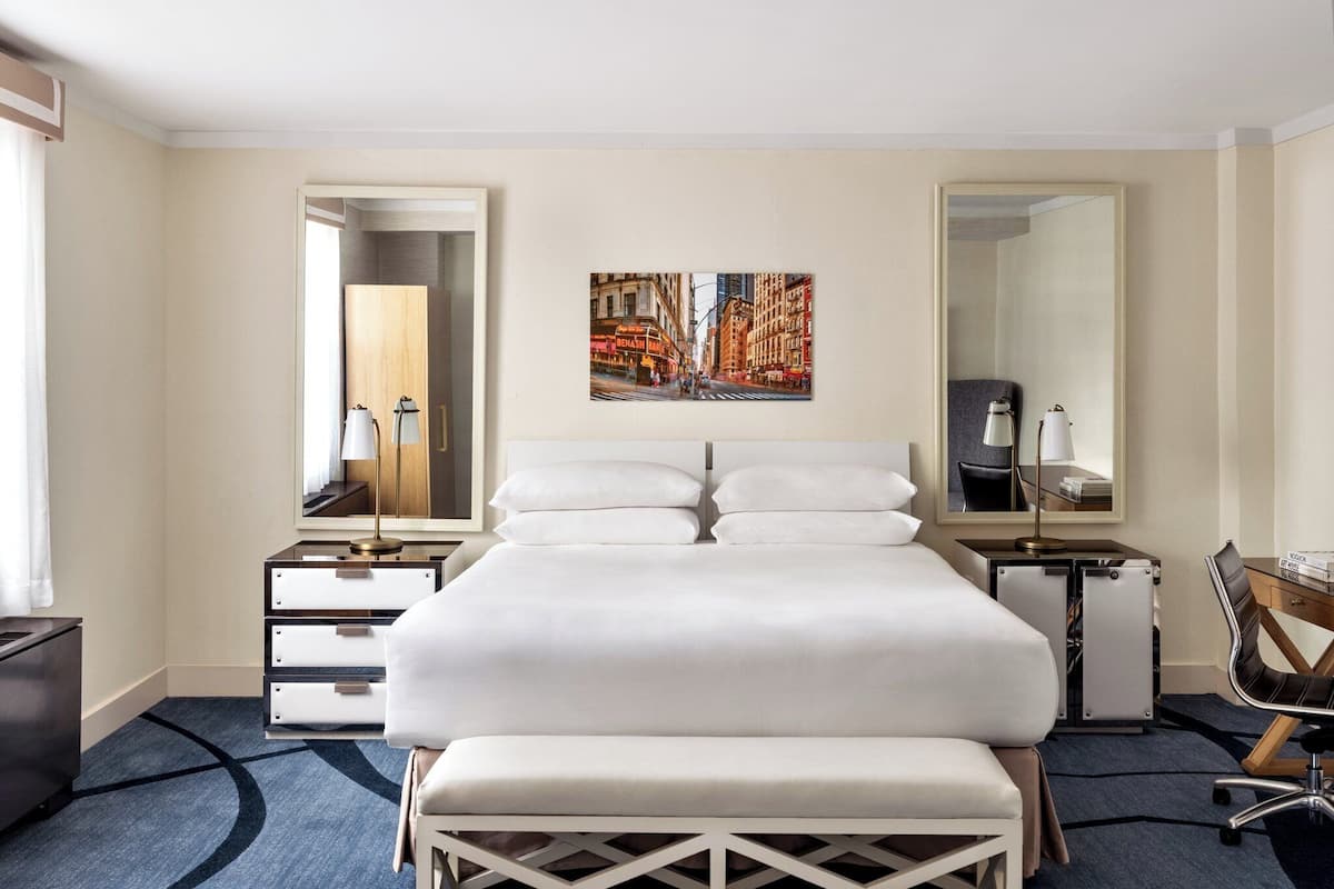 1 bedroom, Egyptian cotton sheets, premium bedding, minibar
