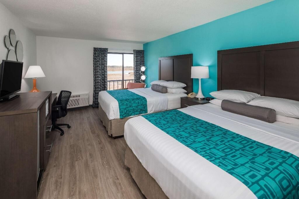 In-room safe, desk, laptop workspace, blackout curtains