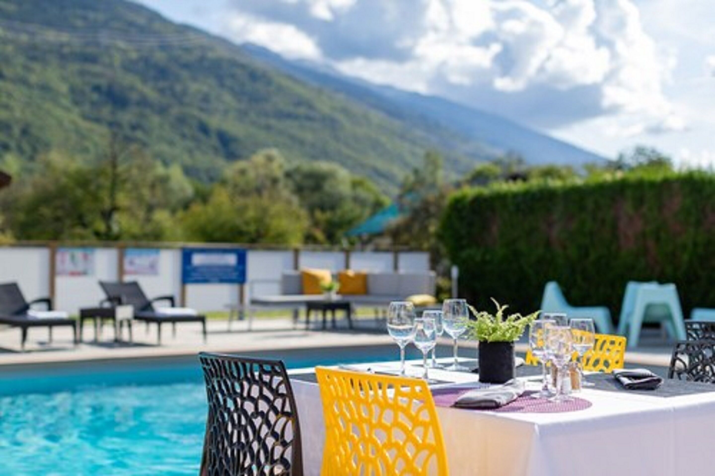 lunch and dinner served, french cuisine