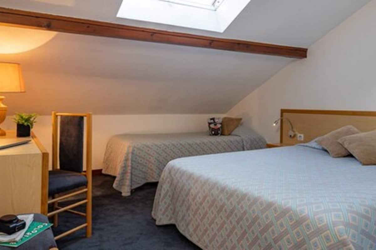 classic triple room | blackout curtains, soundproofing, iron/ironing board, free wifi