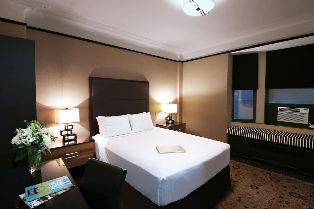Superior Double Room, 1 Double Bed | Premium bedding, down comforters, pillowtop beds, in-room safe
