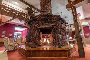 Fireplace - Heidelberg Inn (June Lake)