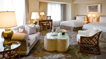 Kamar Twin Deluks, Bebas Asap Rokok, sudut | Minibar, brankas, meja kerja, dan setrika/meja setrika