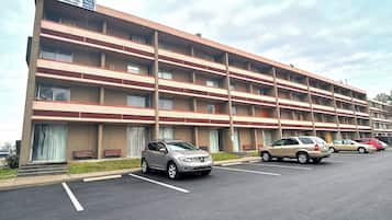 Aparcament sense assistència gratuït