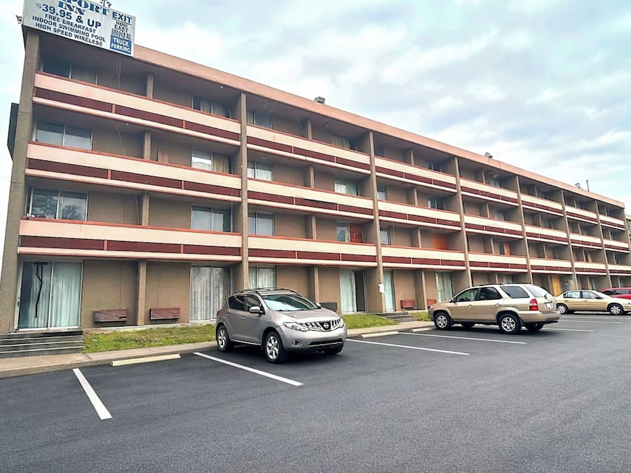 Aparcament sense assistència gratuït