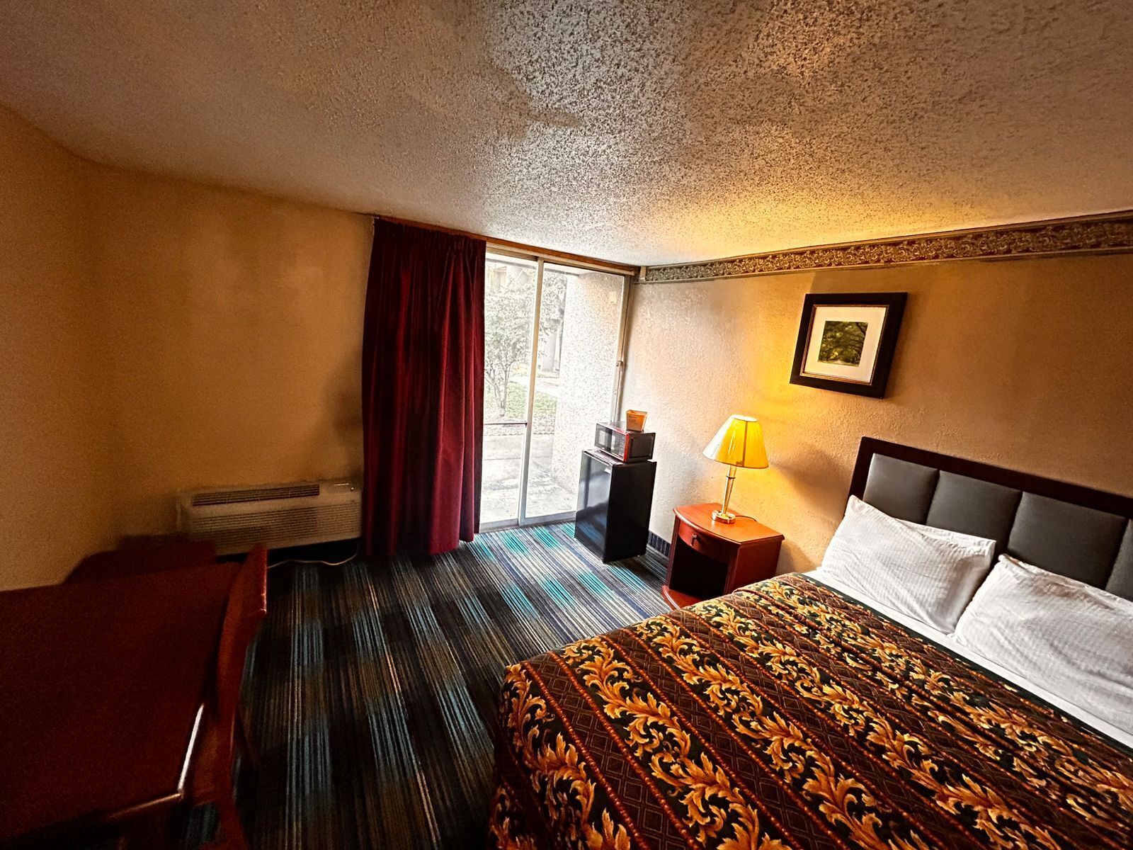 Room, 1 King Bed, Non Smoking