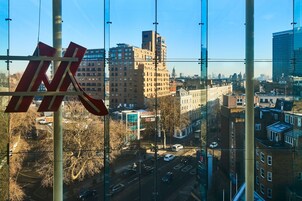 Superior-herbergi - mörg rúm | Rúm með „pillowtop“-dýnum, öryggishólf í herbergi, skrifborð