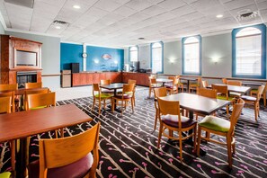 含週末歐陸早餐