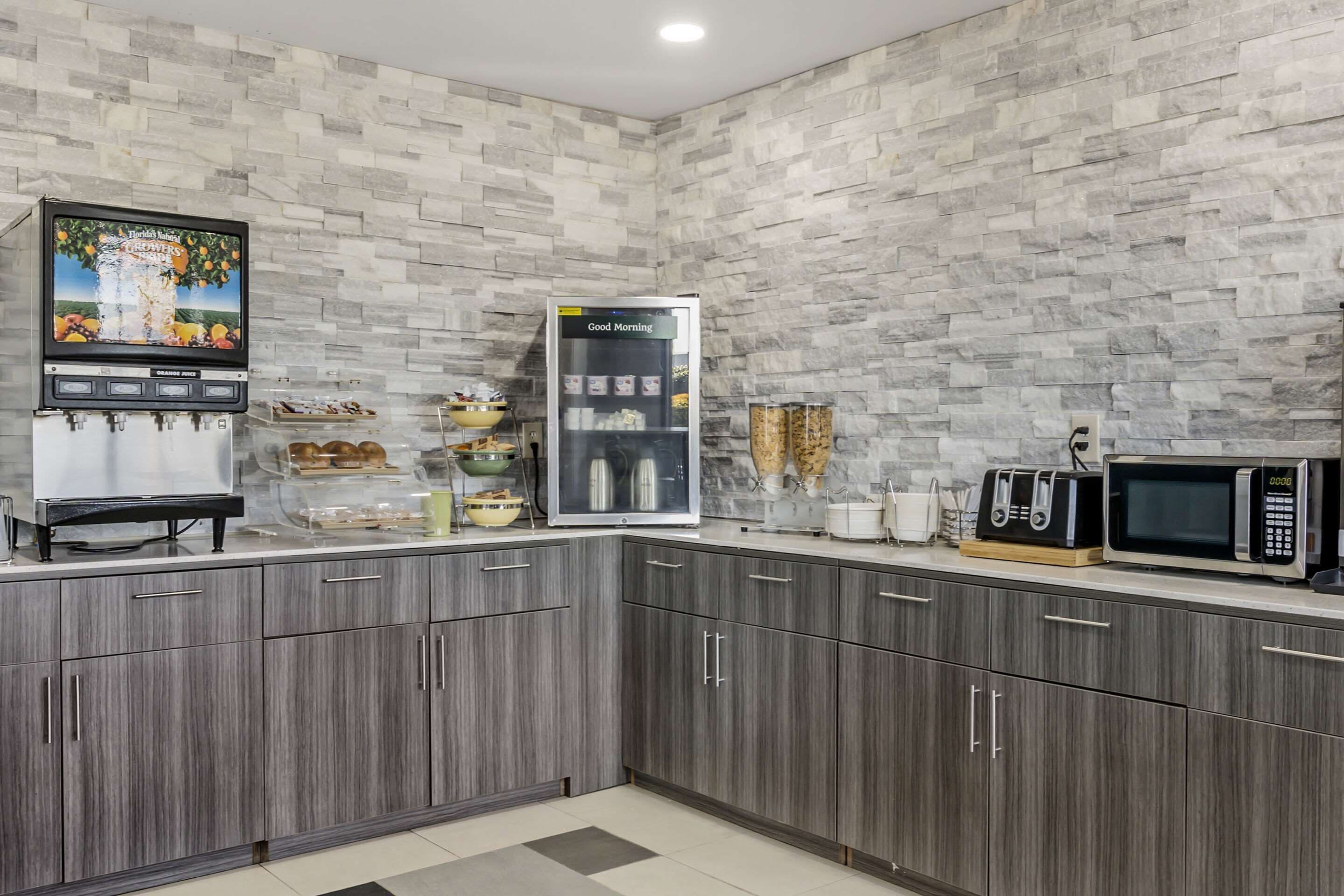Free continental breakfast