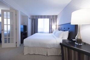 Suite ejecutiva, 1 cama de matrimonio grande con sofá cama | 1 dormitorio y ropa de cama de alta calidad