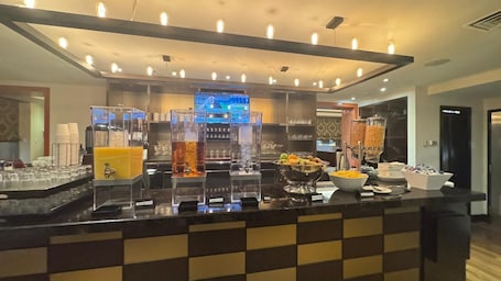 Desayuno buffet incluido todos los días