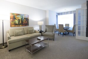 Executive Suite, 1 King Bed with Sofa bed, Executive Level | Living area | 37-inch LCD TV with digital channels, TV, pay movies