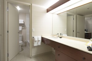 Separate tub and shower, designer toiletries, hair dryer, towels