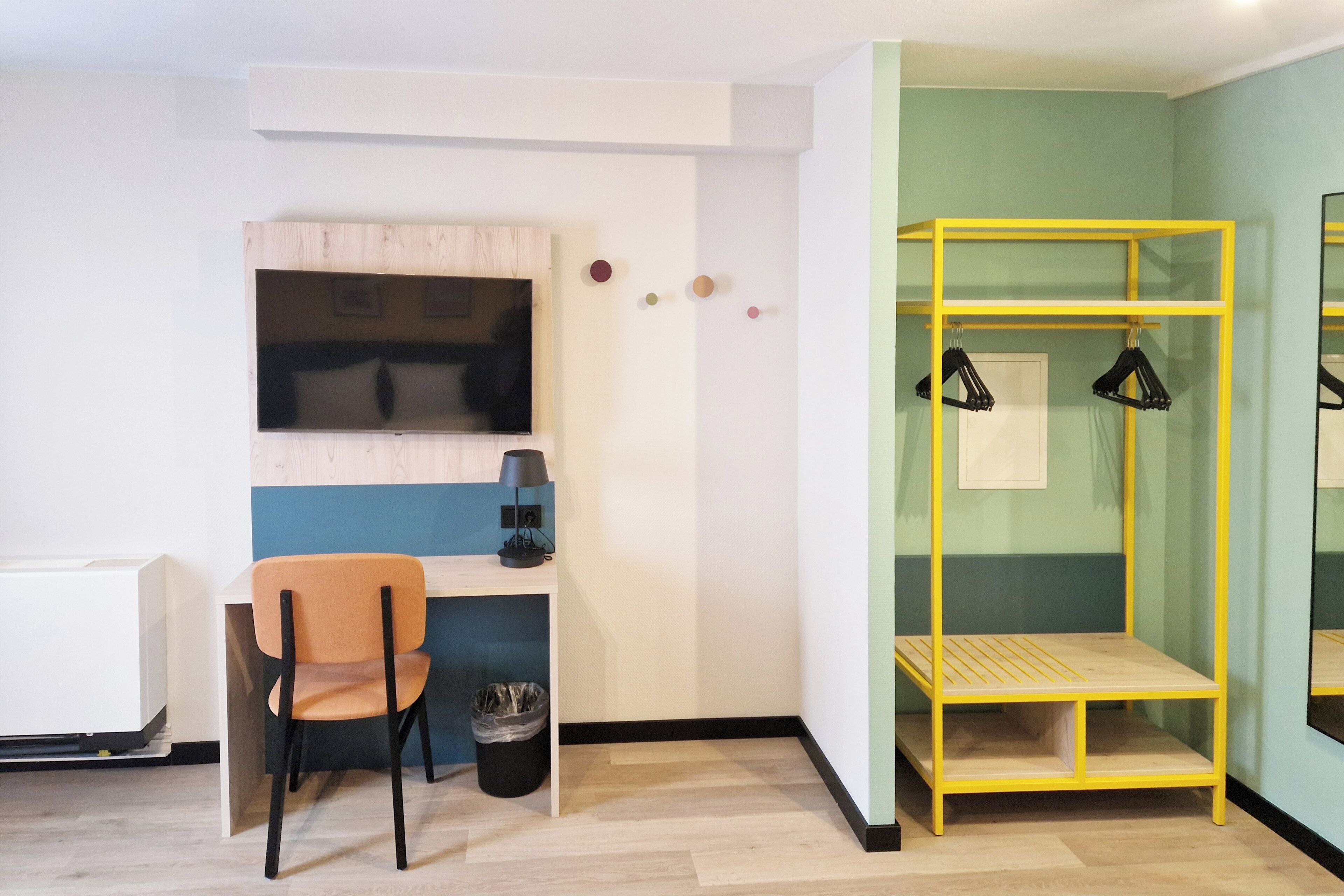 Zimmersafe, Verdunkelungsvorhänge, schallisolierte Zimmer