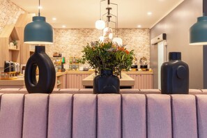 Morgenmadsbuffet hver dag (10 EUR pr. person)