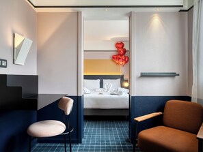1 bedroom, premium bedding, minibar, in-room safe