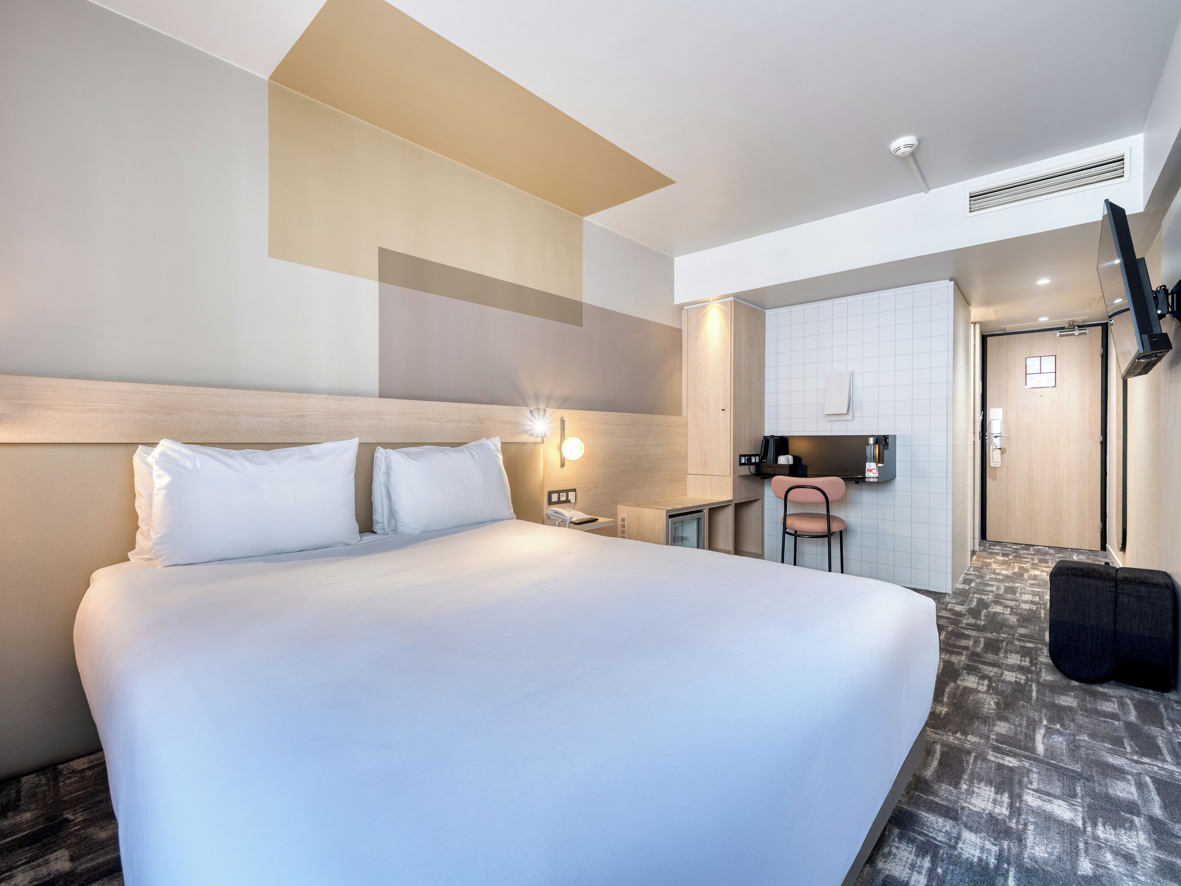 クラシック ルーム ダブルベッド 1 台 | 1 室のベッドルーム、高級寝具、ミニバー、セーフティボックス (室内)