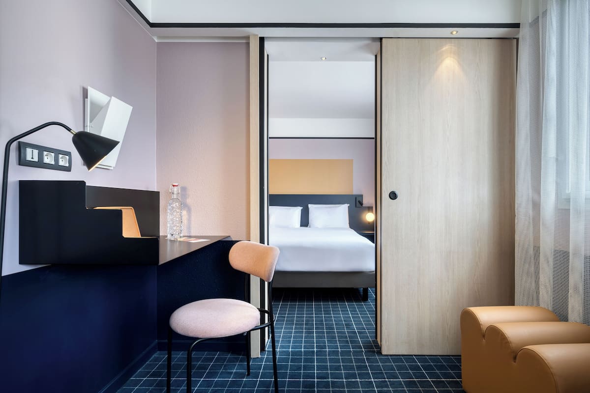 Junior suite, 1 tweepersoonsbed | 1 slaapkamer, luxe beddengoed, een minibar, een kluis op de kamer