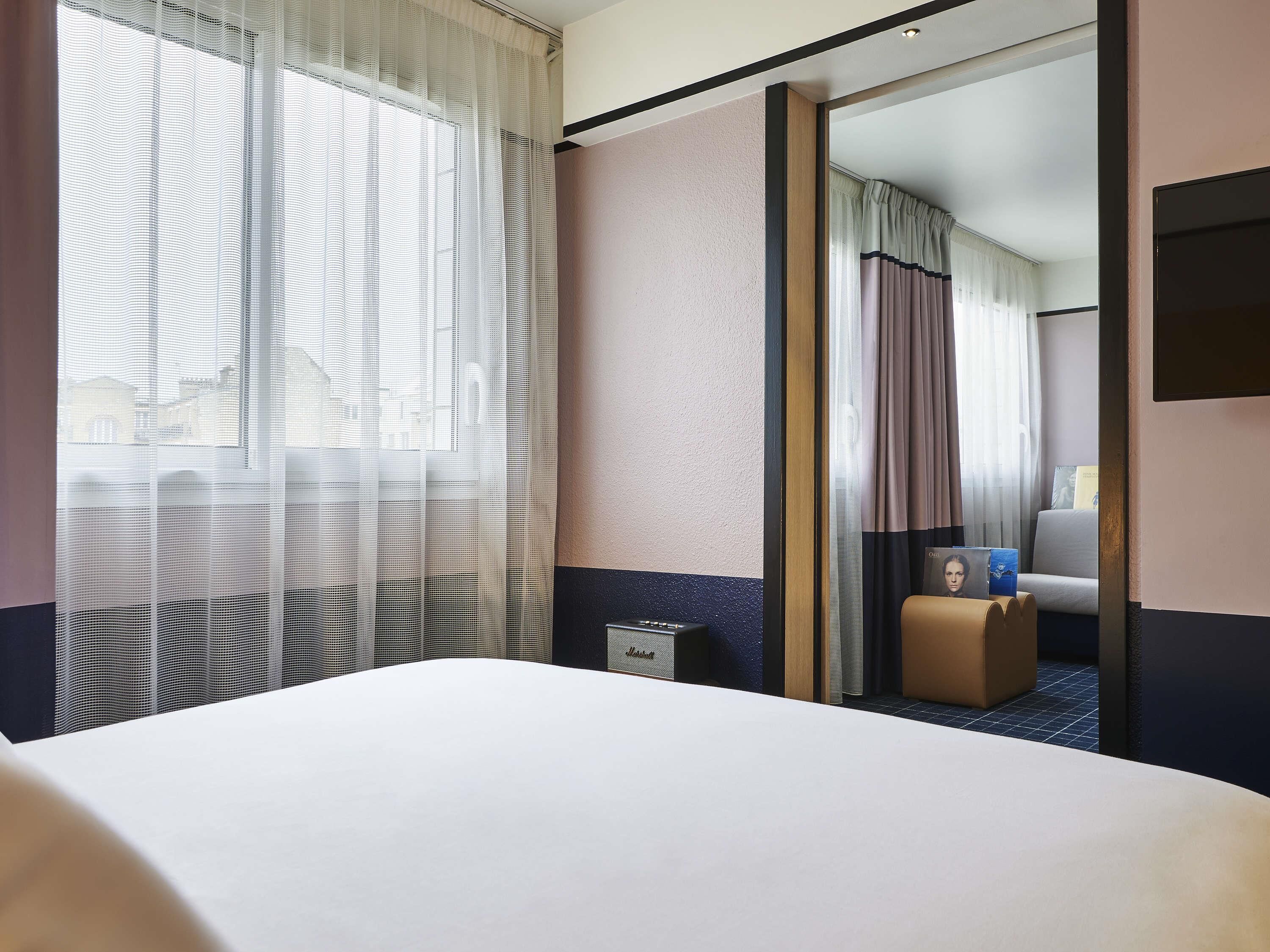 Suite, 1 lit double et 1 canapé-lit | 1 chambre, literie de qualité supérieure, minibar