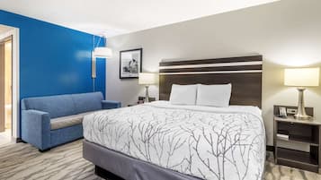 Standaard kamer, 1 kingsize bed, toegankelijk voor mindervaliden, koelkast & magnetron | Pillowtop-bedden, een bureau, een laptopwerkplek