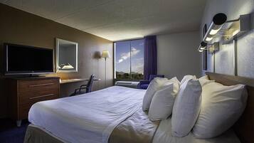 Standard Room, 1 King Bed
