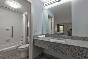 Rainfall showerhead, designer toiletries, towels, soap