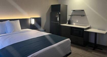 Studio 6 Suites Norcross, GA